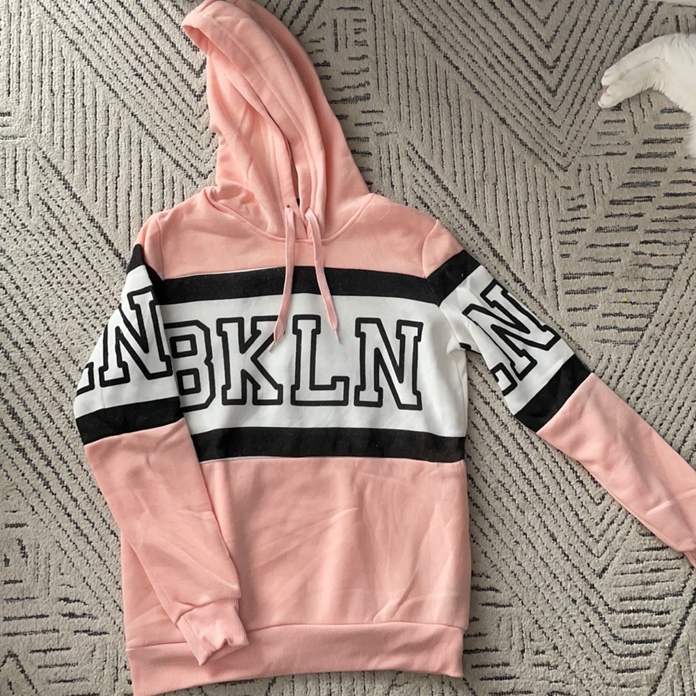 BKLN sweater